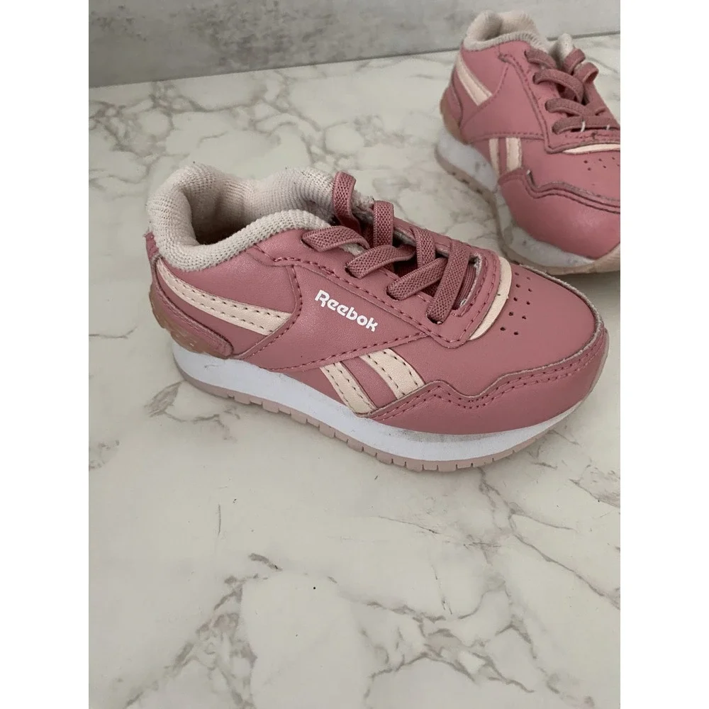 Reebok Sneakers Toddler Sz 6 Pink Light Up